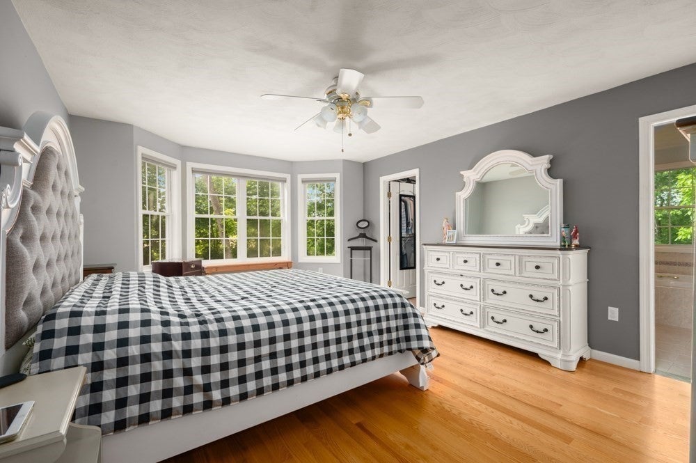 10 Valley Rd, Danvers, MA Photo #19
