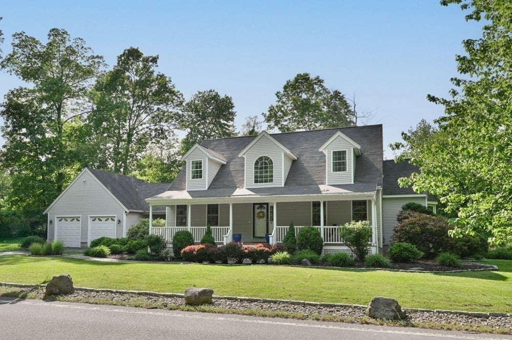 10 Valley Rd, Danvers, MA Photo #42