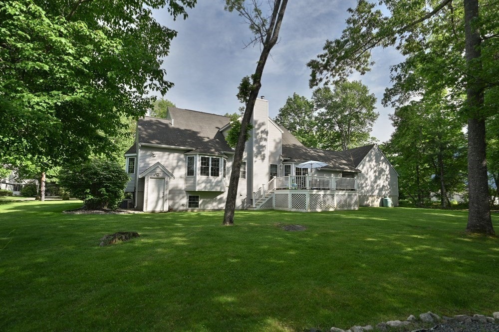 10 Valley Rd, Danvers, MA Photo #39