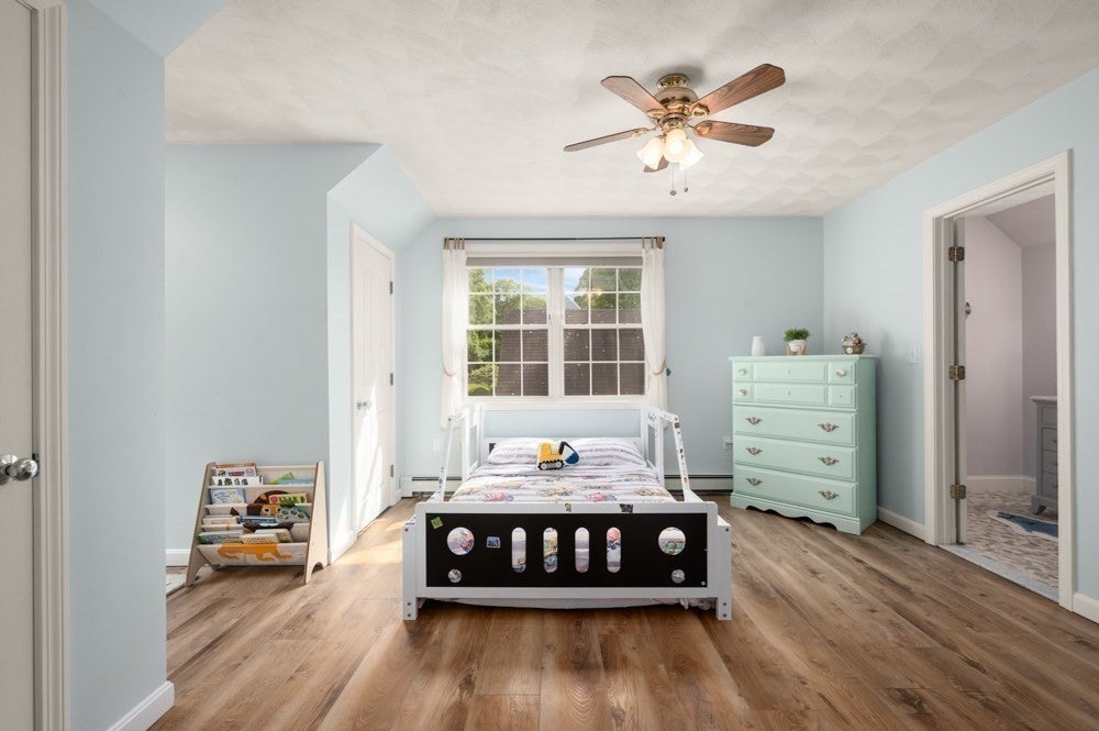 10 Valley Rd, Danvers, MA Photo #23