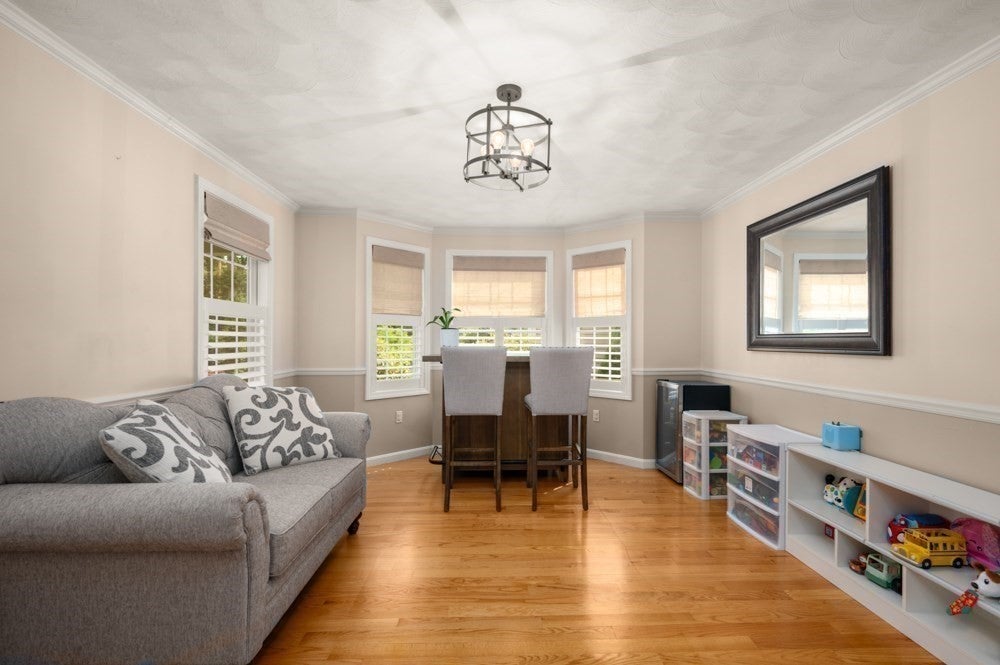 10 Valley Rd, Danvers, MA Photo #13