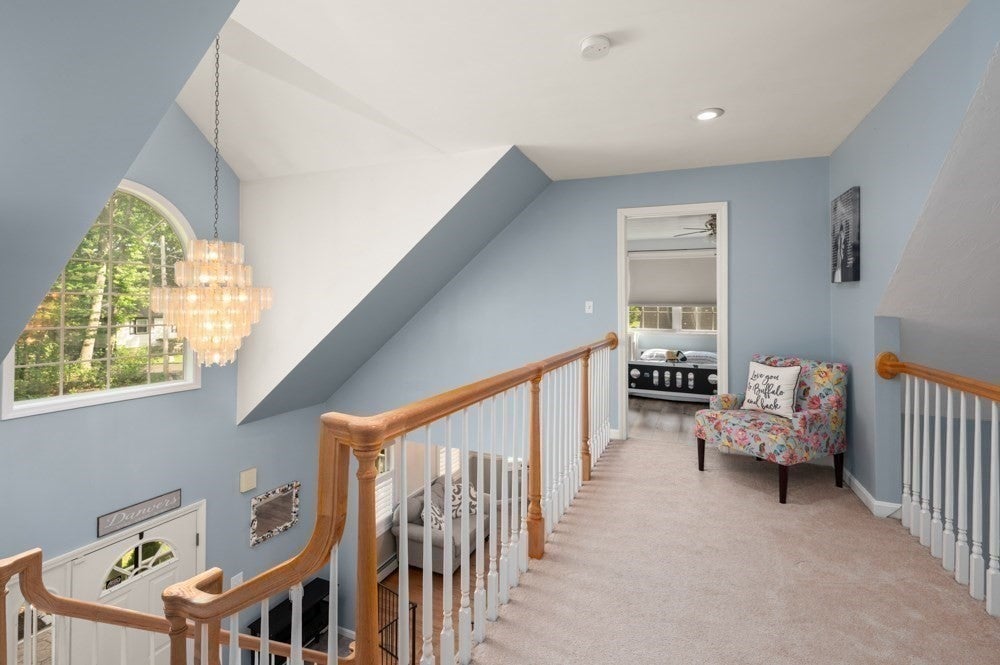 10 Valley Rd, Danvers, MA Photo #31