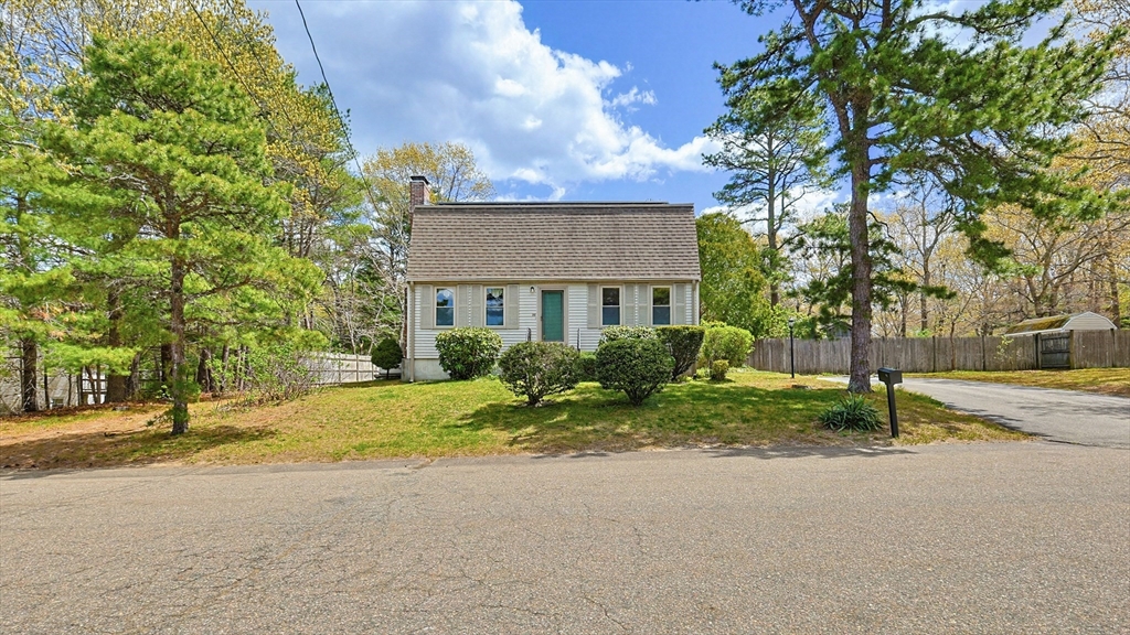 20 Worrall Rd, Plymouth, MA Photo #1