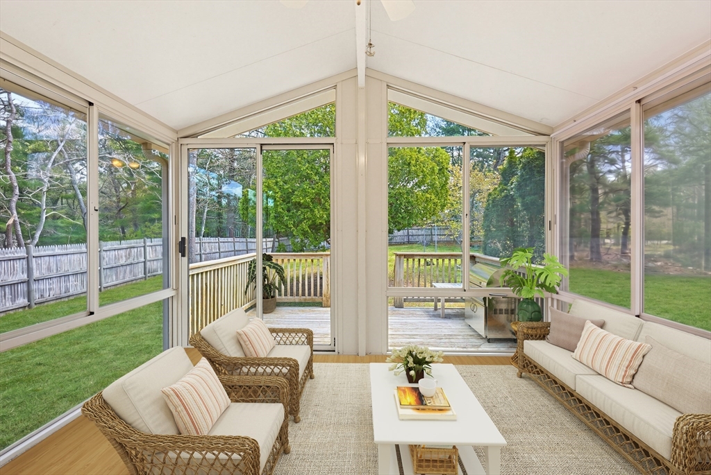 20 Worrall Rd, Plymouth, MA Photo #11