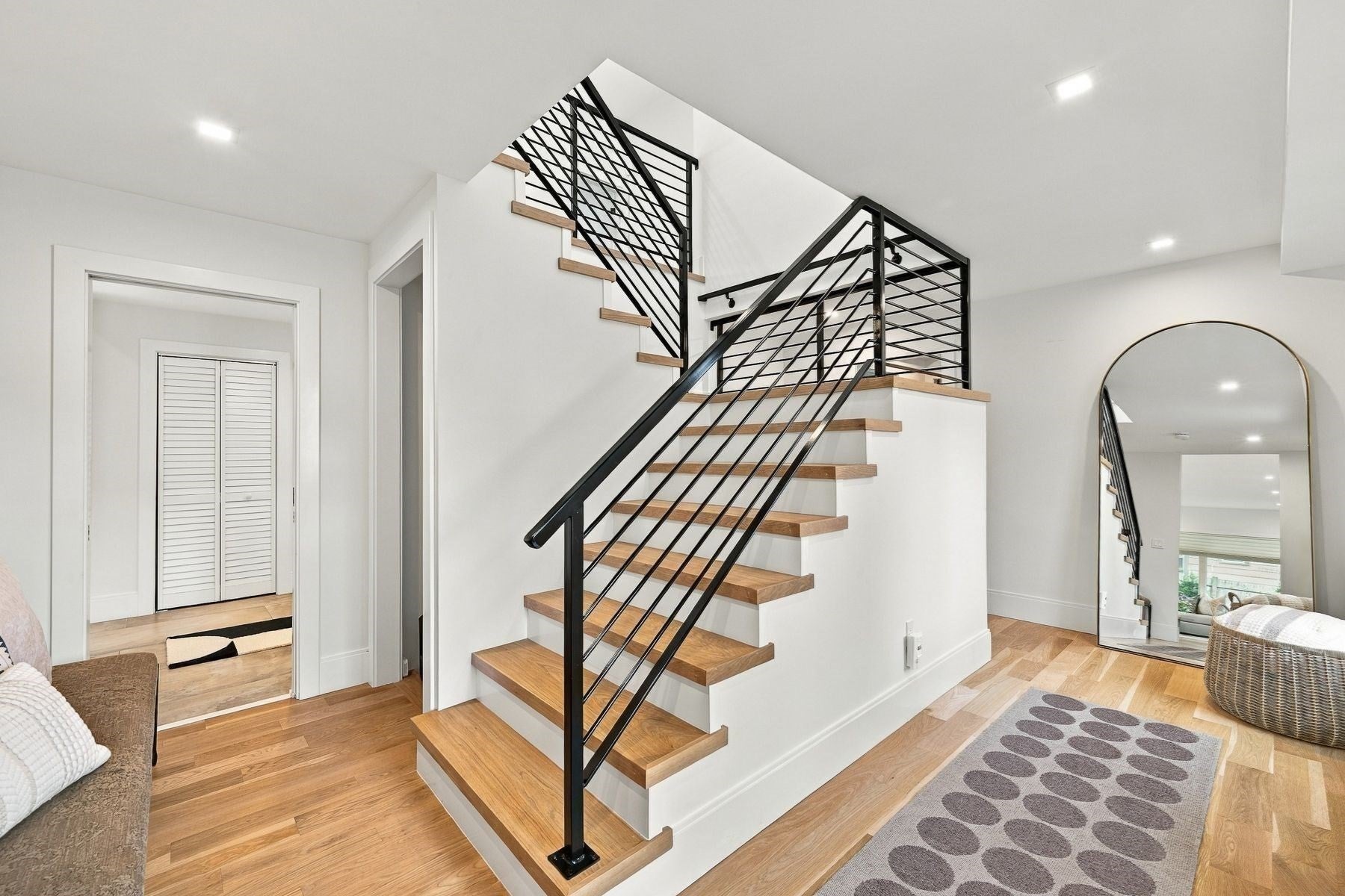 8 Dennison Ave, Swampscott, MA Photo #2