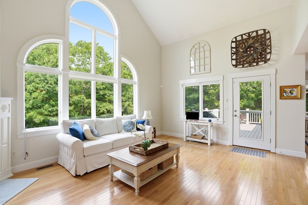 5 Hemlock Rd 5