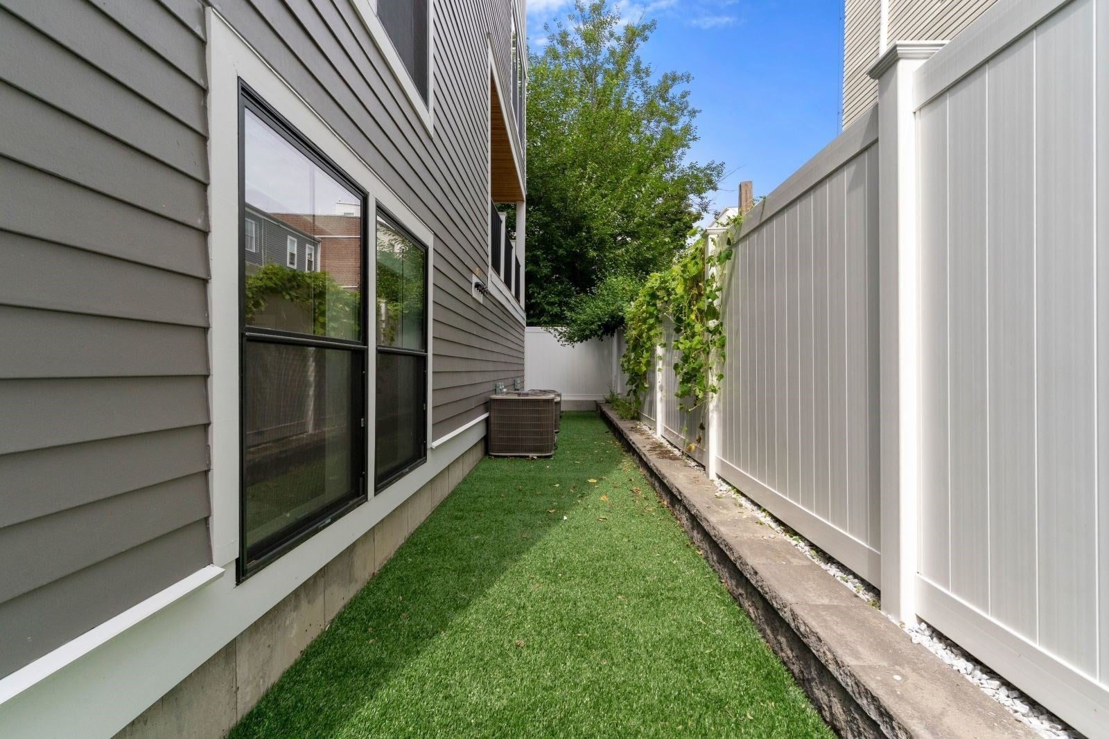 220 Bowen Street #1, Boston, MA, 220 Bowen Street #1, Boston, MA Photo #12