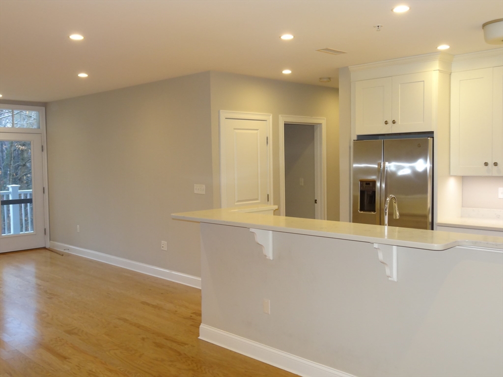 2 Inwood Drive 1010
