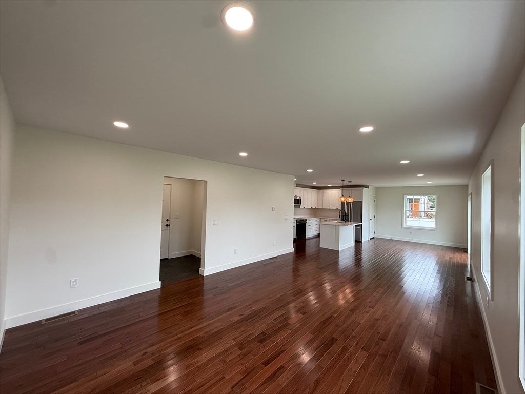 33 Polaski Ave, Chicopee, MA, 33 Polaski Ave, Chicopee, MA Photo #6