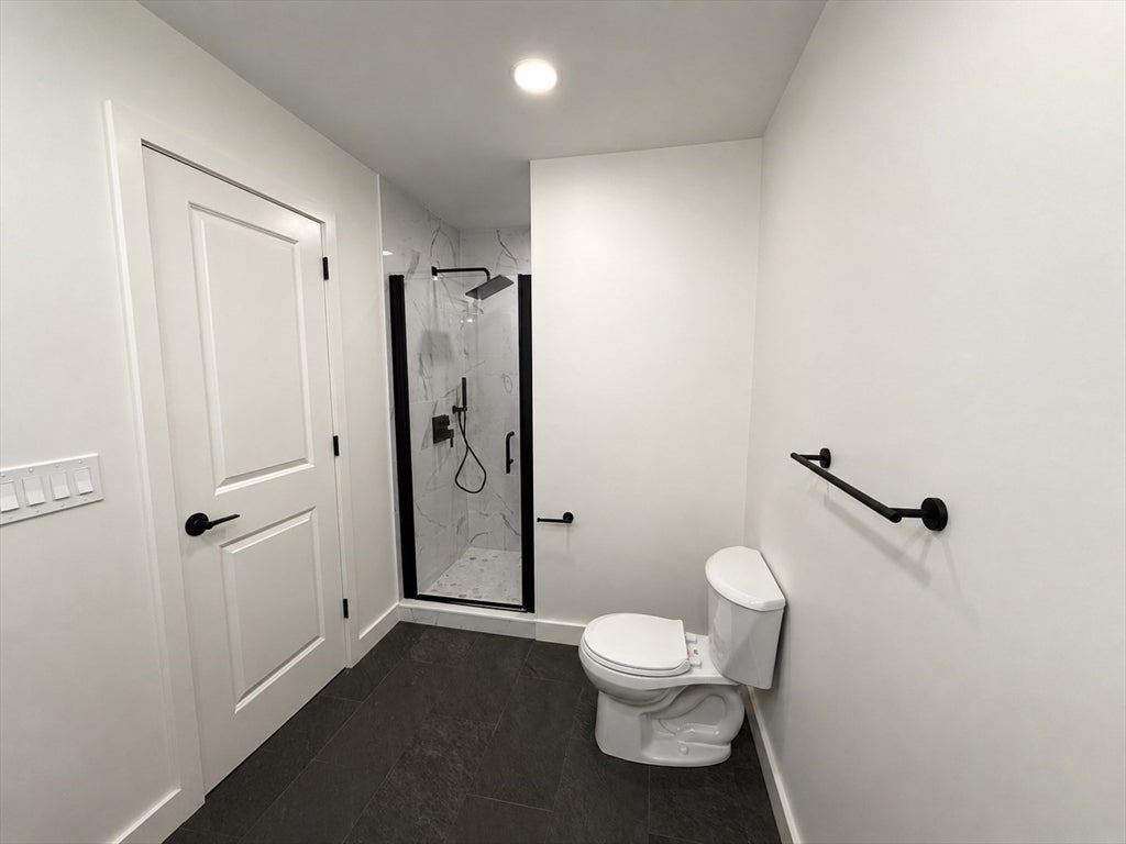 33 Polaski Ave, Chicopee, MA, 33 Polaski Ave, Chicopee, MA Photo #18