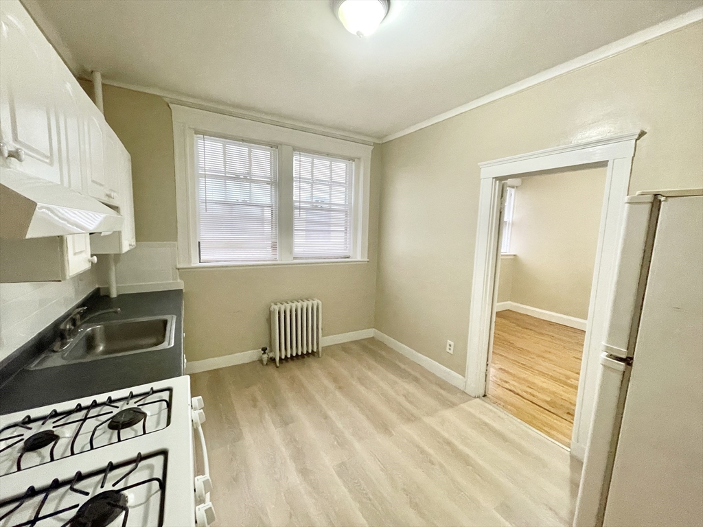 2035 Commonwealth Ave 2