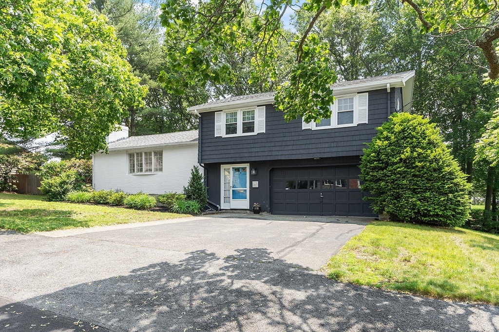 5 Summit View Drive