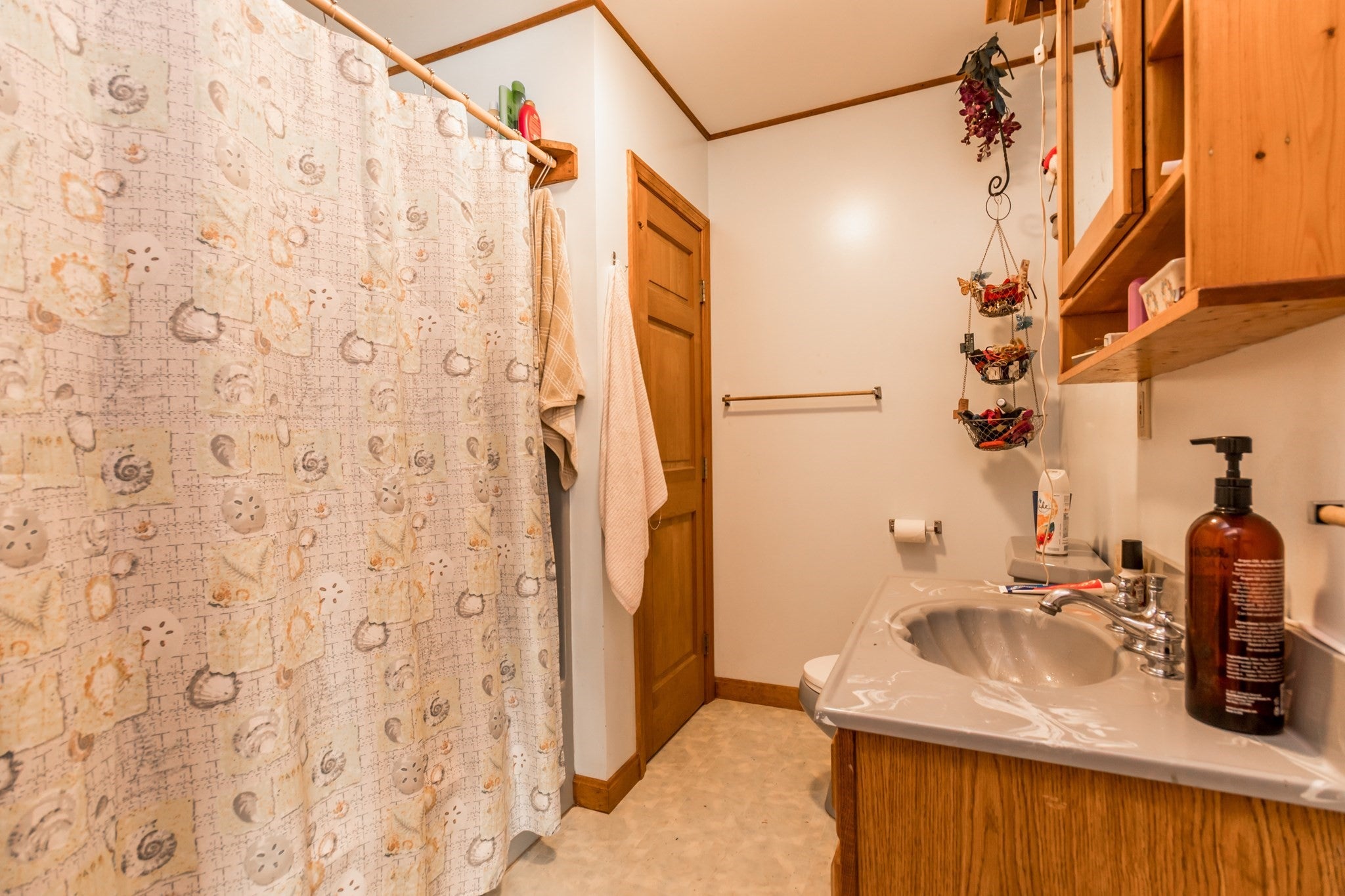 31 Quashnet Rd, Mashpee, MA Photo #12