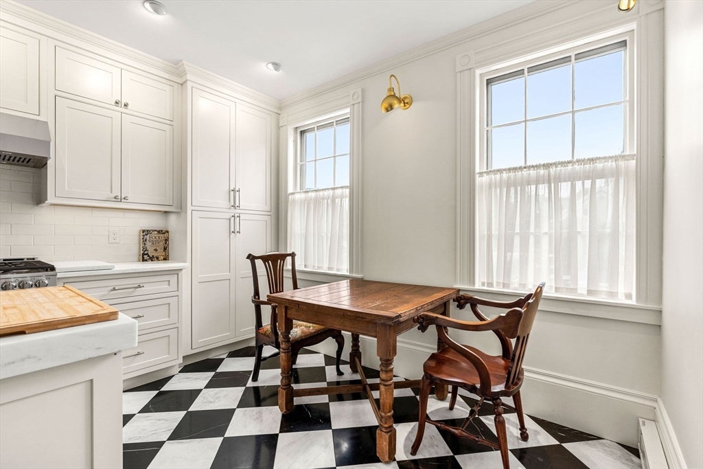 24 Chestnut St #2, Salem, MA, 24 Chestnut St #2, Salem, MA Photo #5