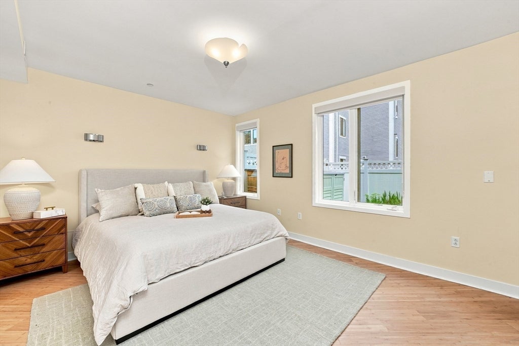 24 Bay State Rd #4, Cambridge, MA Photo #10