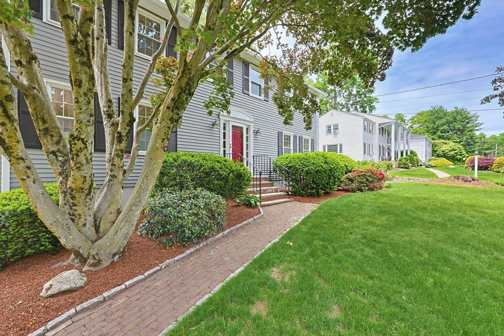 7 Cahill Park Dr