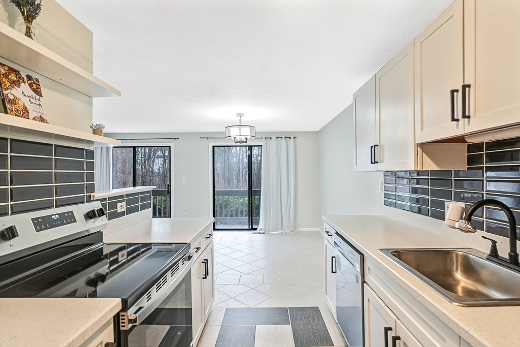 55 Samuel Dr 55