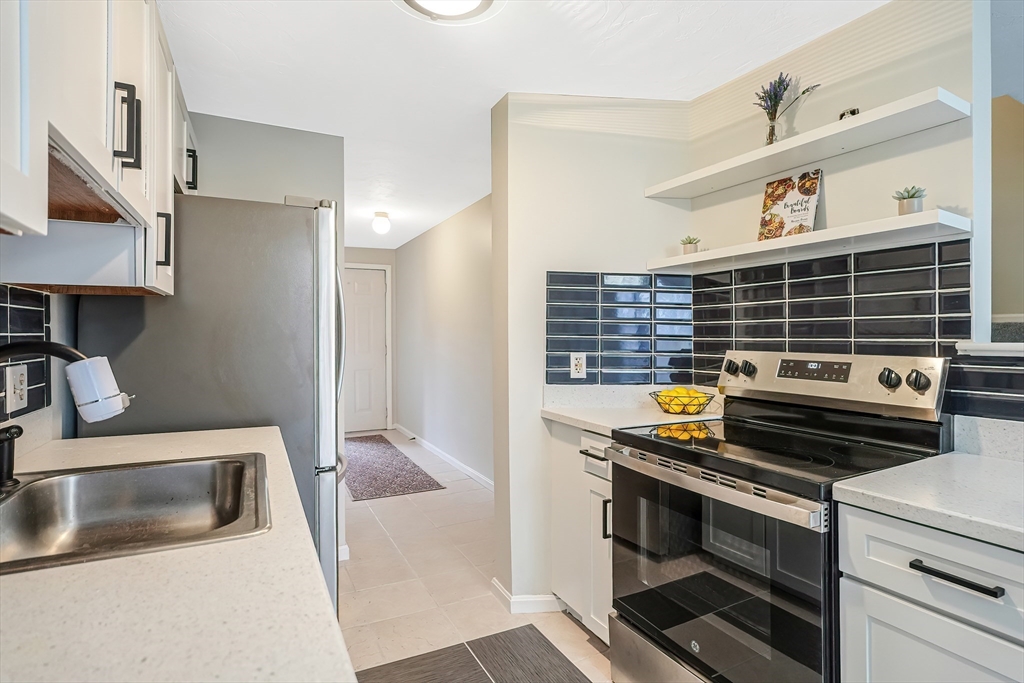 55 Samuel Dr 55