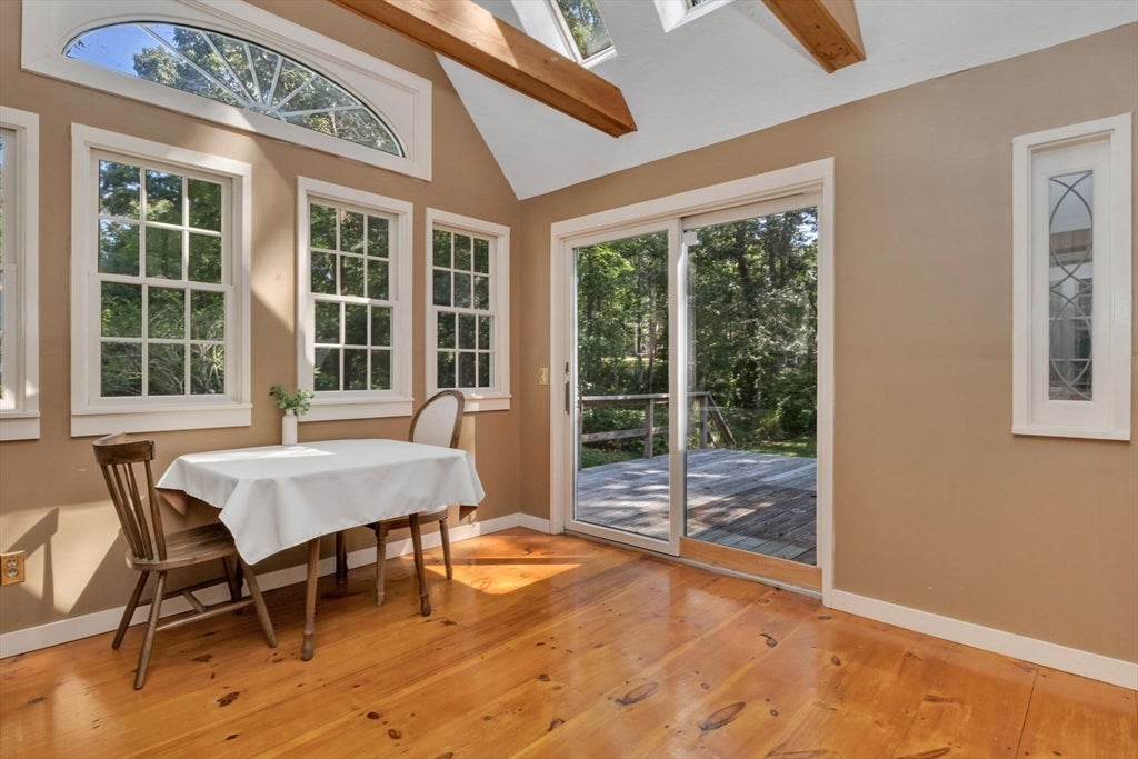 2 Sharon Ln, Sandwich, MA Photo #7