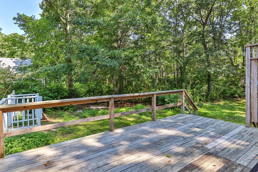 2 Sharon Ln, Sandwich, MA Photo #14