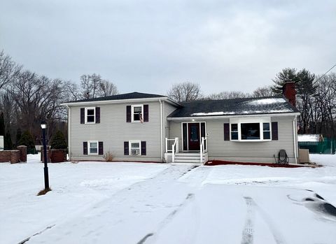 6 Clover Hill Drive Chelmsford MA 01824