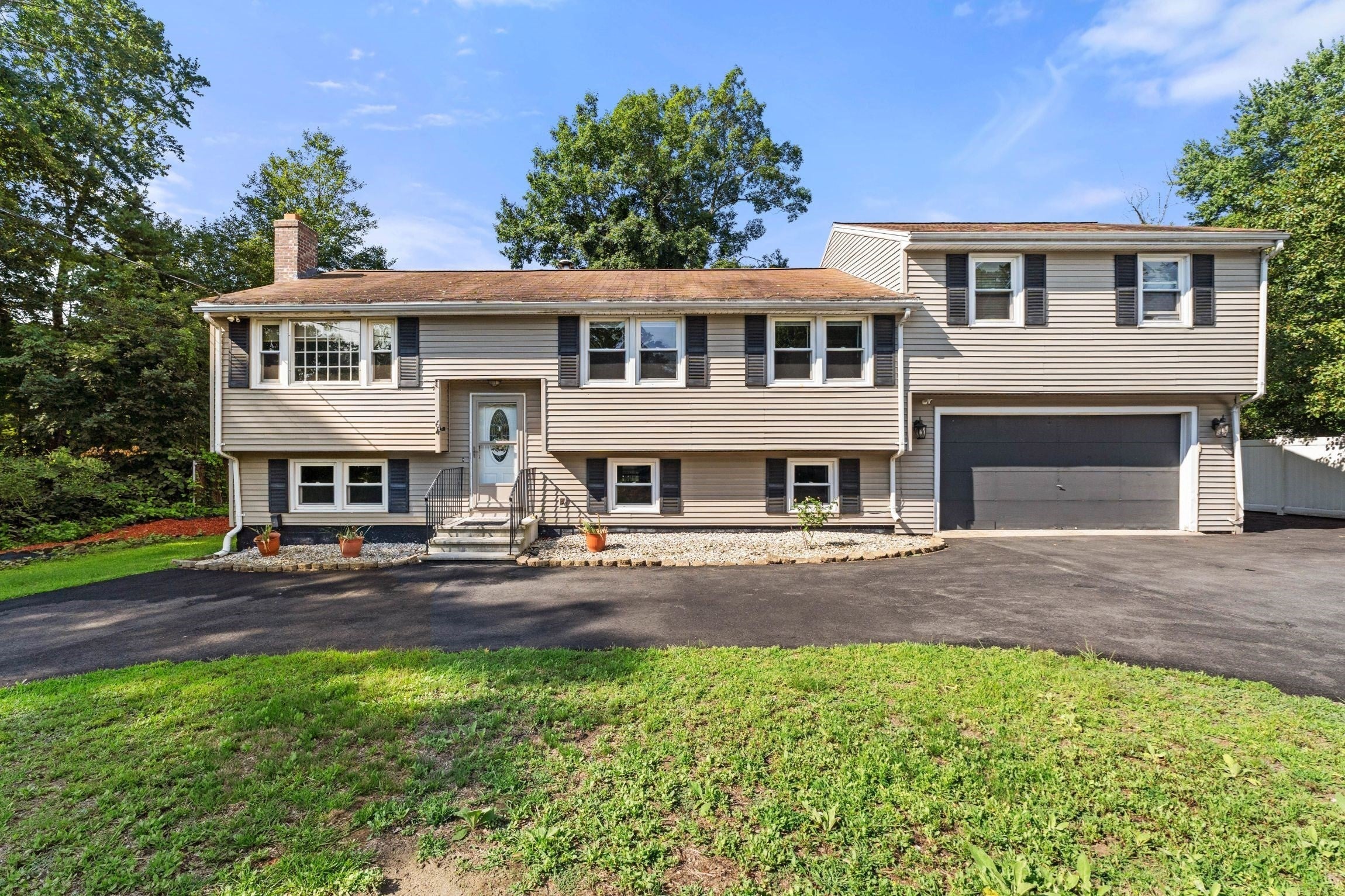 64 Brand Ave
