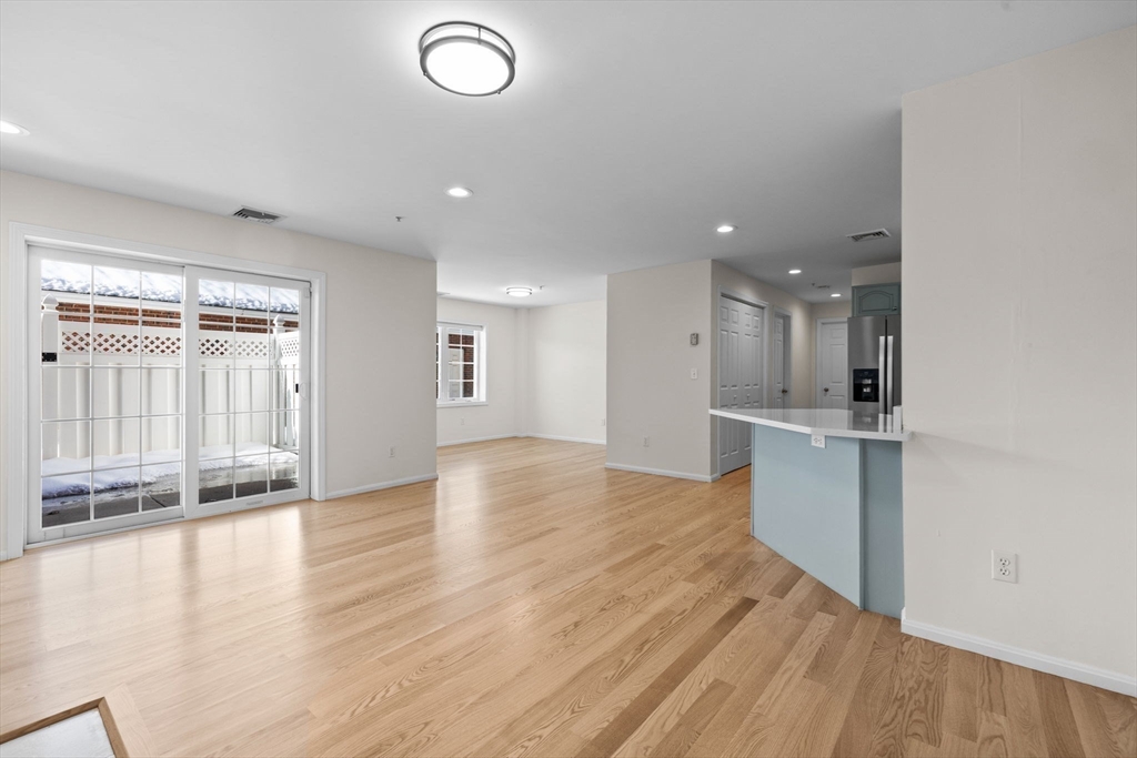 7 Conant Rd 20