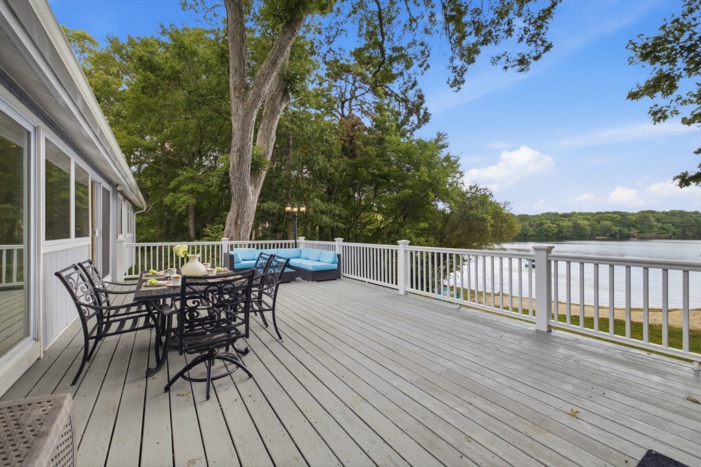 79 Pond Cir, Mashpee, MA, 79 Pond Cir, Mashpee, MA Photo #23