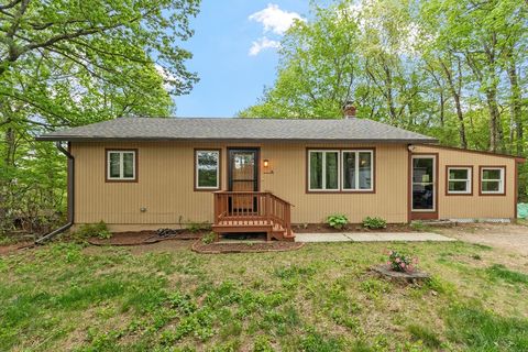 Photo of 6 Mason Ln, Princeton, MA 01541 (MLS # 73522887)