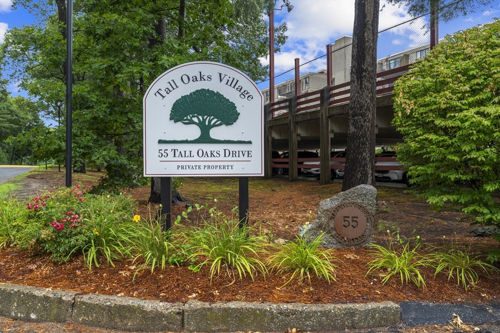 Photo of 55 Tall Oaks Drive, Weymouth, MA