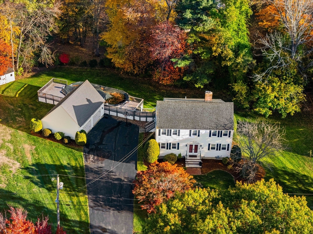 55 Ledge Rd