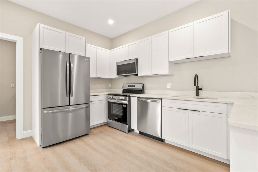 7 Cross St #202, Wilmington, MA Photo #3