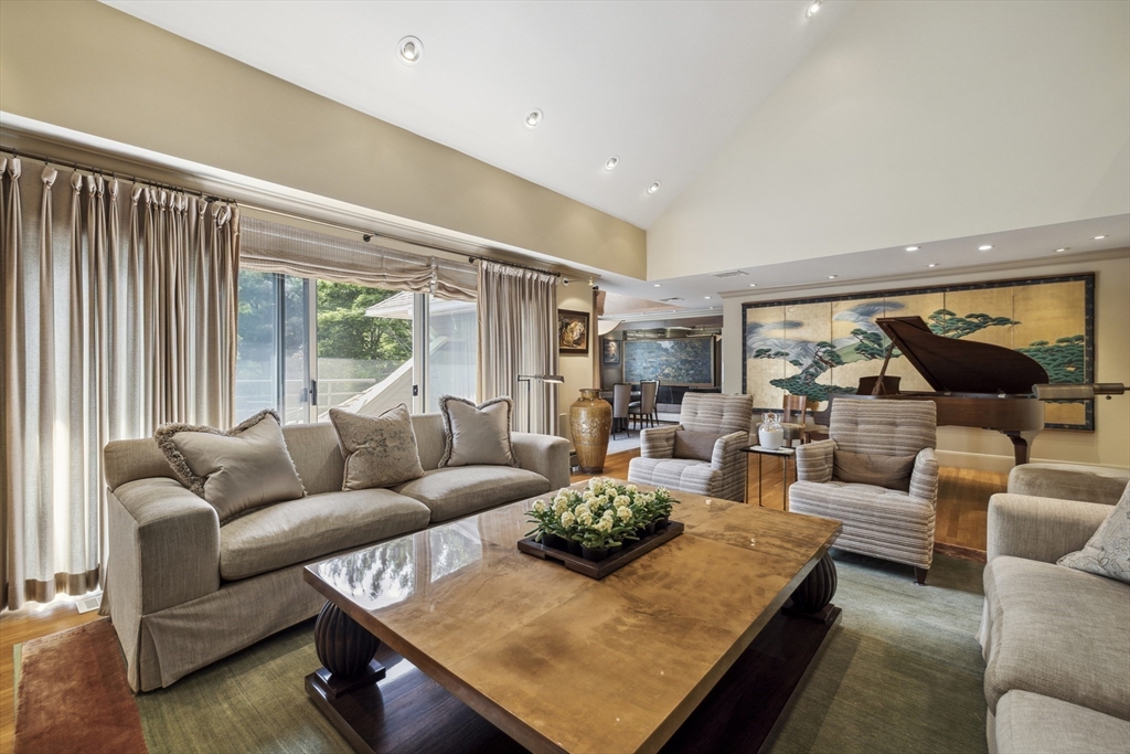 206 Allandale Road 3C