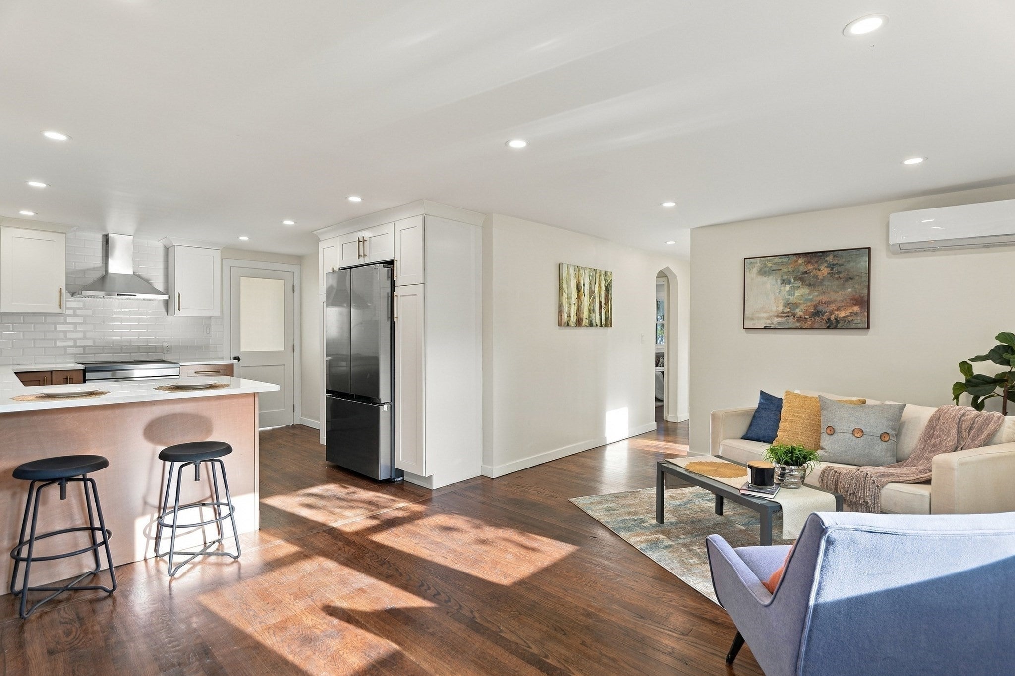19 1/2 Lillian St, Woburn, MA, 19 1/2 Lillian St, Woburn, MA Photo #7