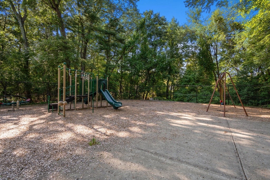 12 Shadowbrook Ln #3, Milford, MA Photo #23