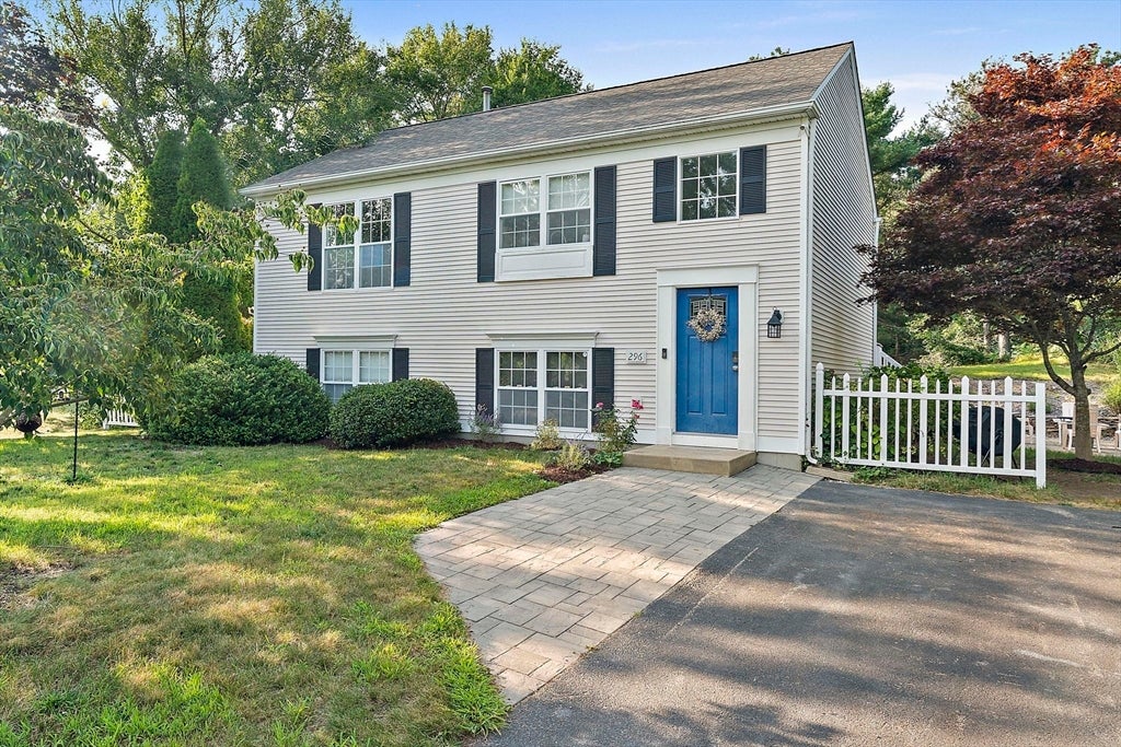 Photo of 296 Raymond Road, Plymouth, MA