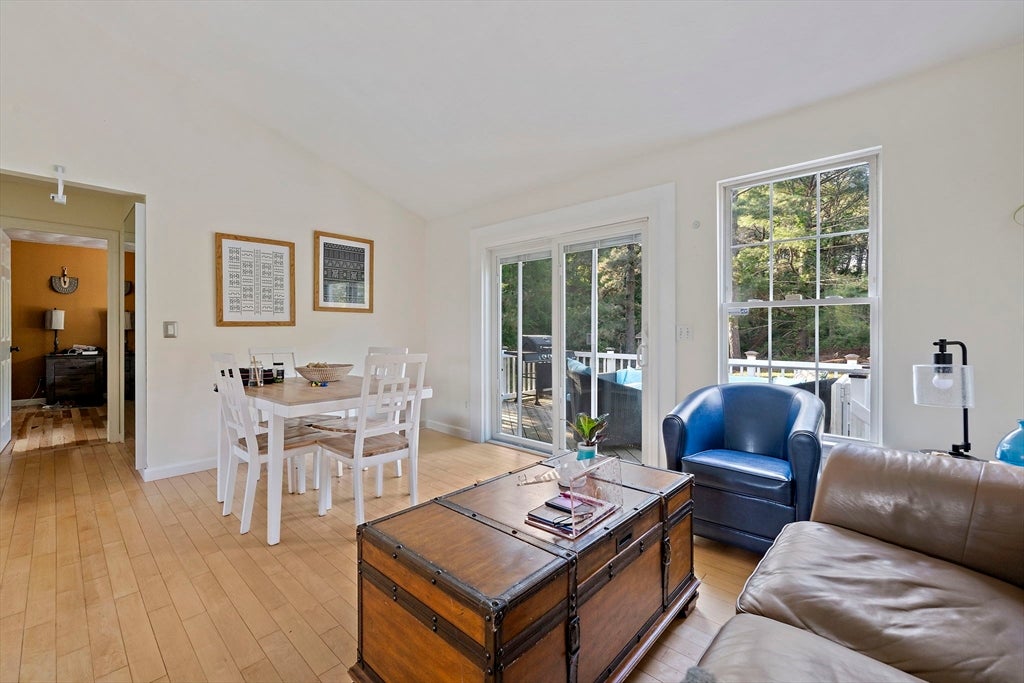 296 Raymond Road, Plymouth, MA Photo #8