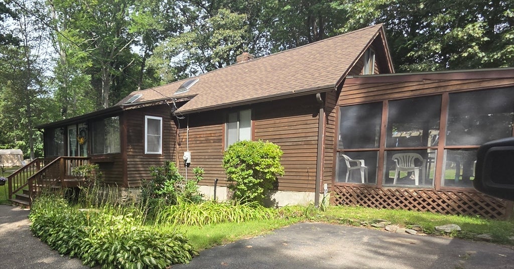 18 Lakeview Drive, Leicester, MA, 18 Lakeview Drive, Leicester, MA Photo #1