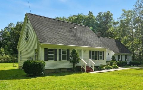 178 W Pomeroy Lane Amherst MA 01002