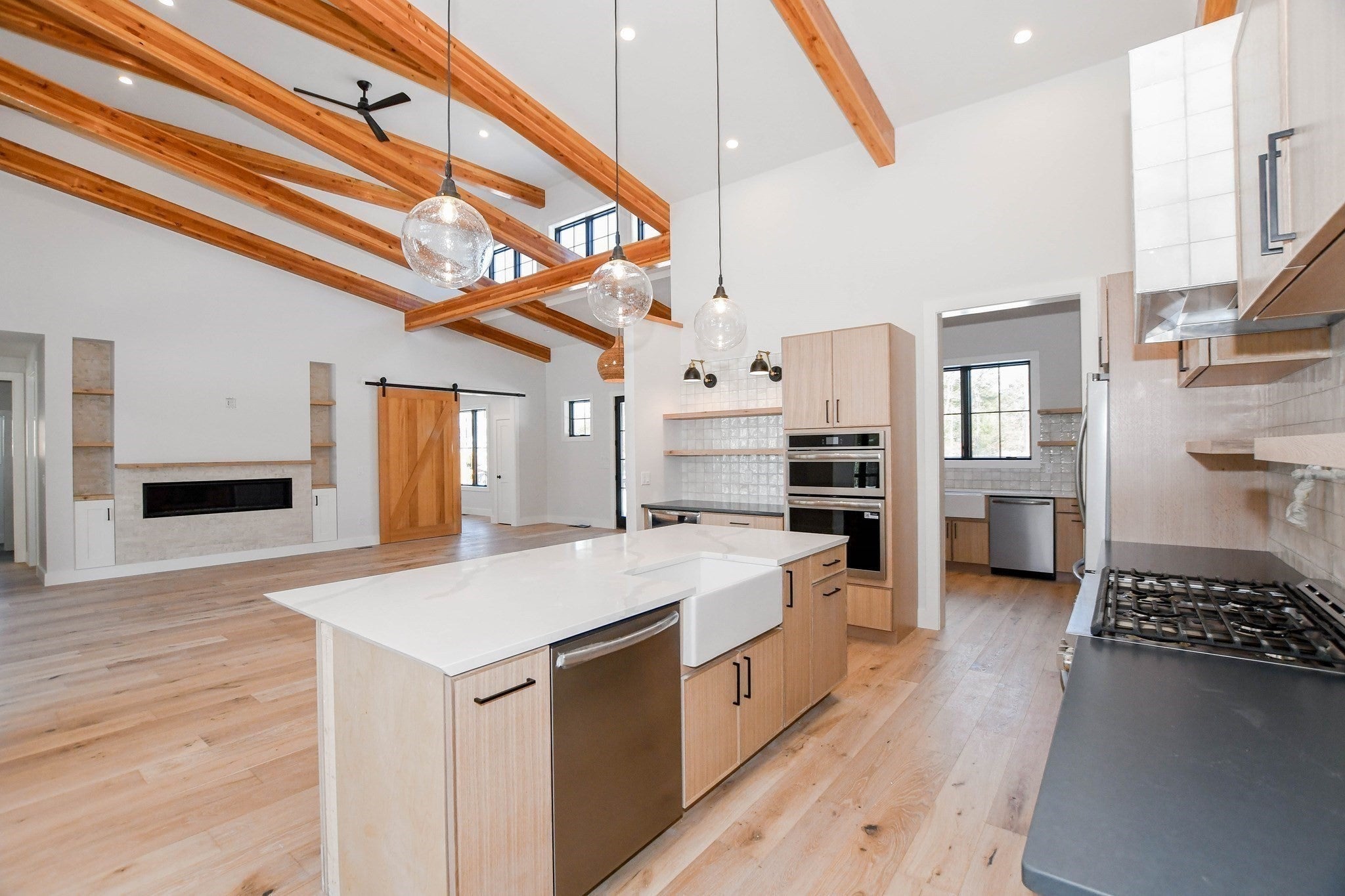 2 Edwards Bridge Road, Marion MA 02738
