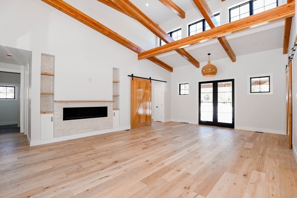 2 Edwards Bridge Road