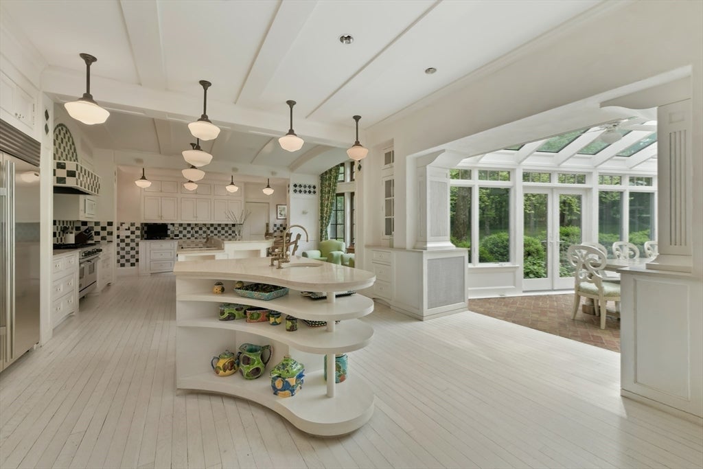 15 Claridge Drive, Weston, MA, 15 Claridge Drive, Weston, MA Photo #16