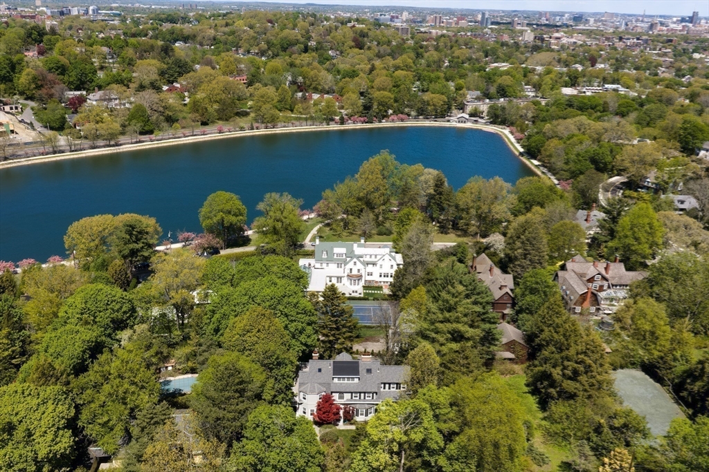 68 Dudley Street, Brookline, MA Photo #28