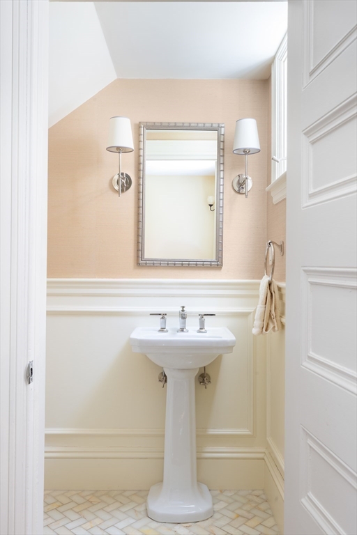 68 Dudley Street, Brookline, MA Photo #16