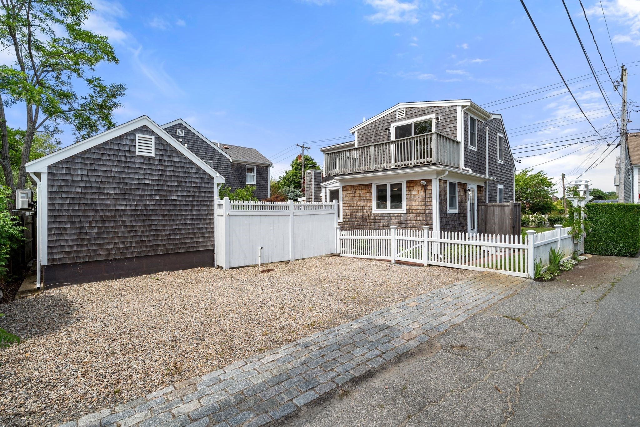 44 Pleasant Street