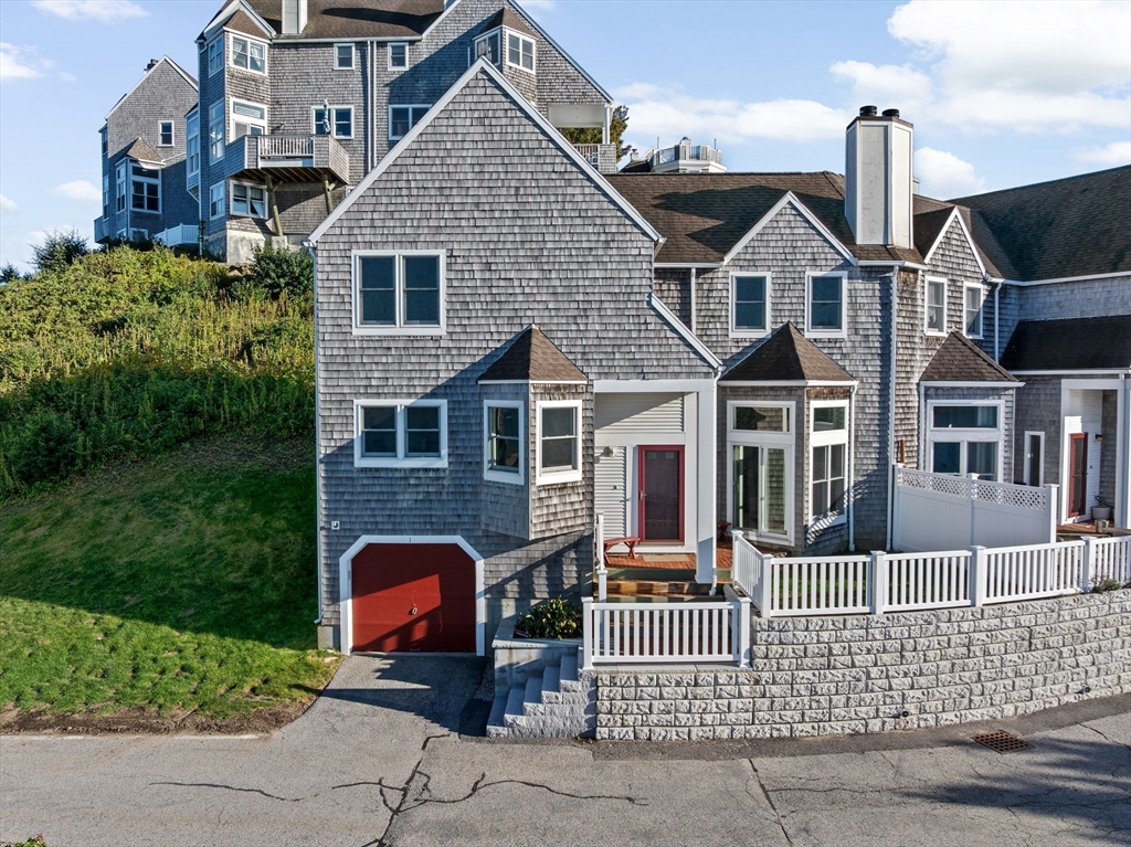 1 Marina Drive 1