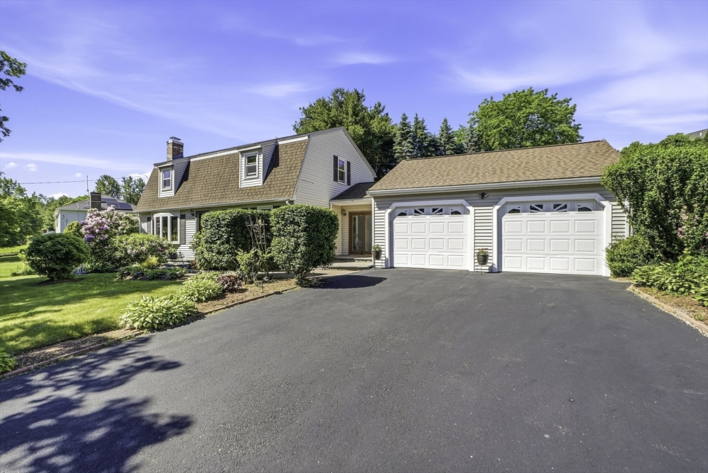 26 Long Hill Dr