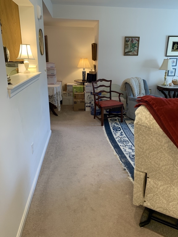 110 Dillingham Ave 208