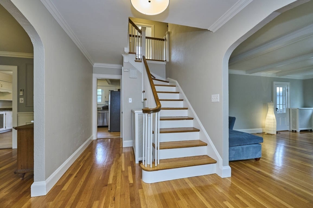 Belmont, Massachusetts 02478, United States, 4 Bedrooms Bedrooms, ,3 BathroomsBathrooms,Residential,Pending,136091