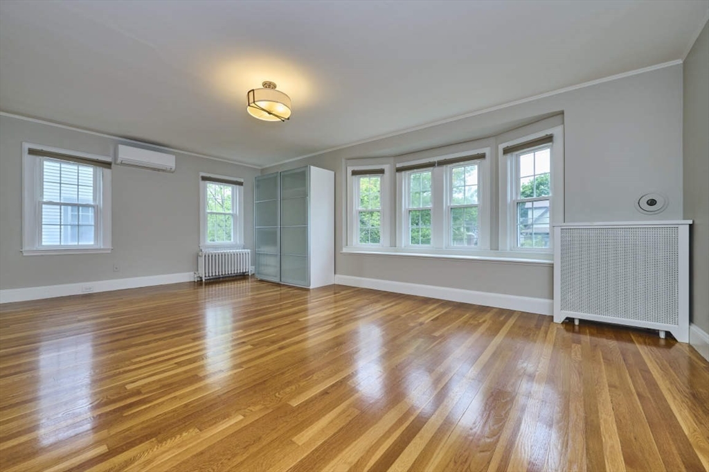 Belmont, Massachusetts 02478, United States, 4 Bedrooms Bedrooms, ,3 BathroomsBathrooms,Residential,Pending,136091